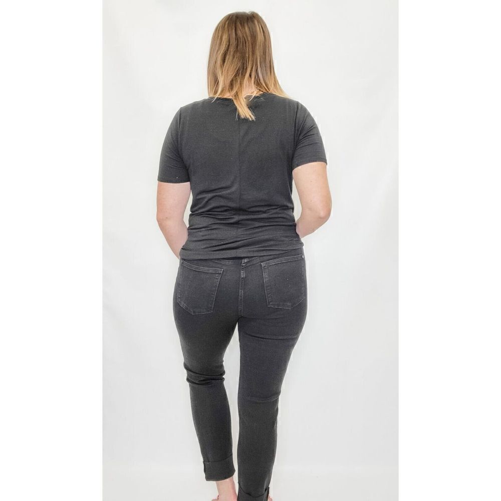 Judy Blue Black, Mid-Rise Destroyed Slim Fit - JB88137 Women's Size 15/32 - Picture 2 of 11